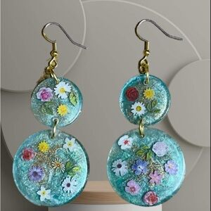 Floral round resin Earrings New